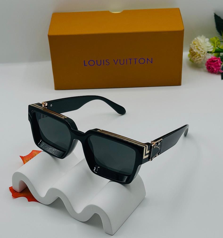 Black and Gold color